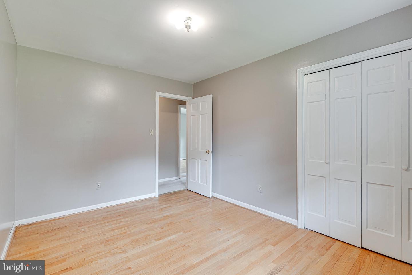 440 LEWIS ST NW, VIENNA, Virginia 22180, 5 Bedrooms Bedrooms, ,3 BathroomsBathrooms,Residential,For sale,440 LEWIS ST NW,VAFX2247656 MLS # VAFX2247656