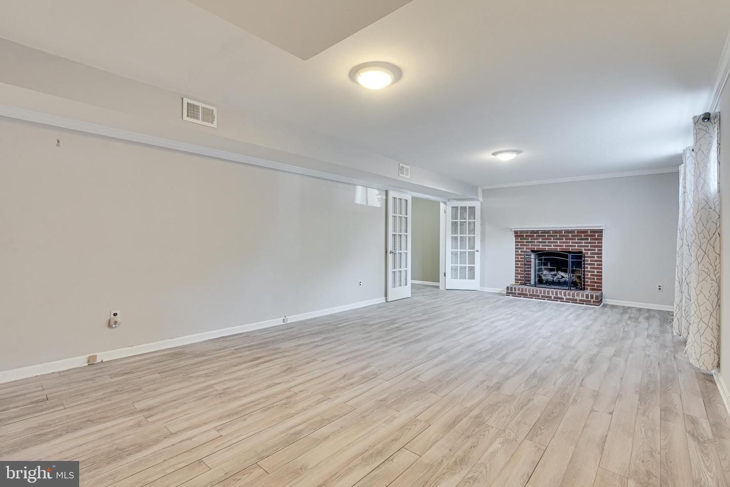 440 LEWIS ST NW, VIENNA, Virginia 22180, 5 Bedrooms Bedrooms, ,3 BathroomsBathrooms,Residential,For sale,440 LEWIS ST NW,VAFX2247656 MLS # VAFX2247656