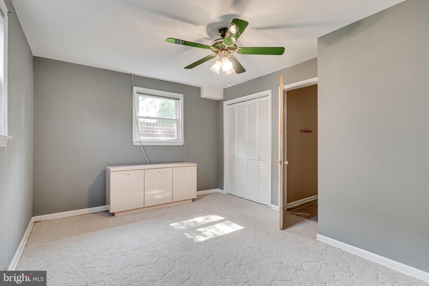440 LEWIS ST NW, VIENNA, Virginia 22180, 5 Bedrooms Bedrooms, ,3 BathroomsBathrooms,Residential,For sale,440 LEWIS ST NW,VAFX2247656 MLS # VAFX2247656