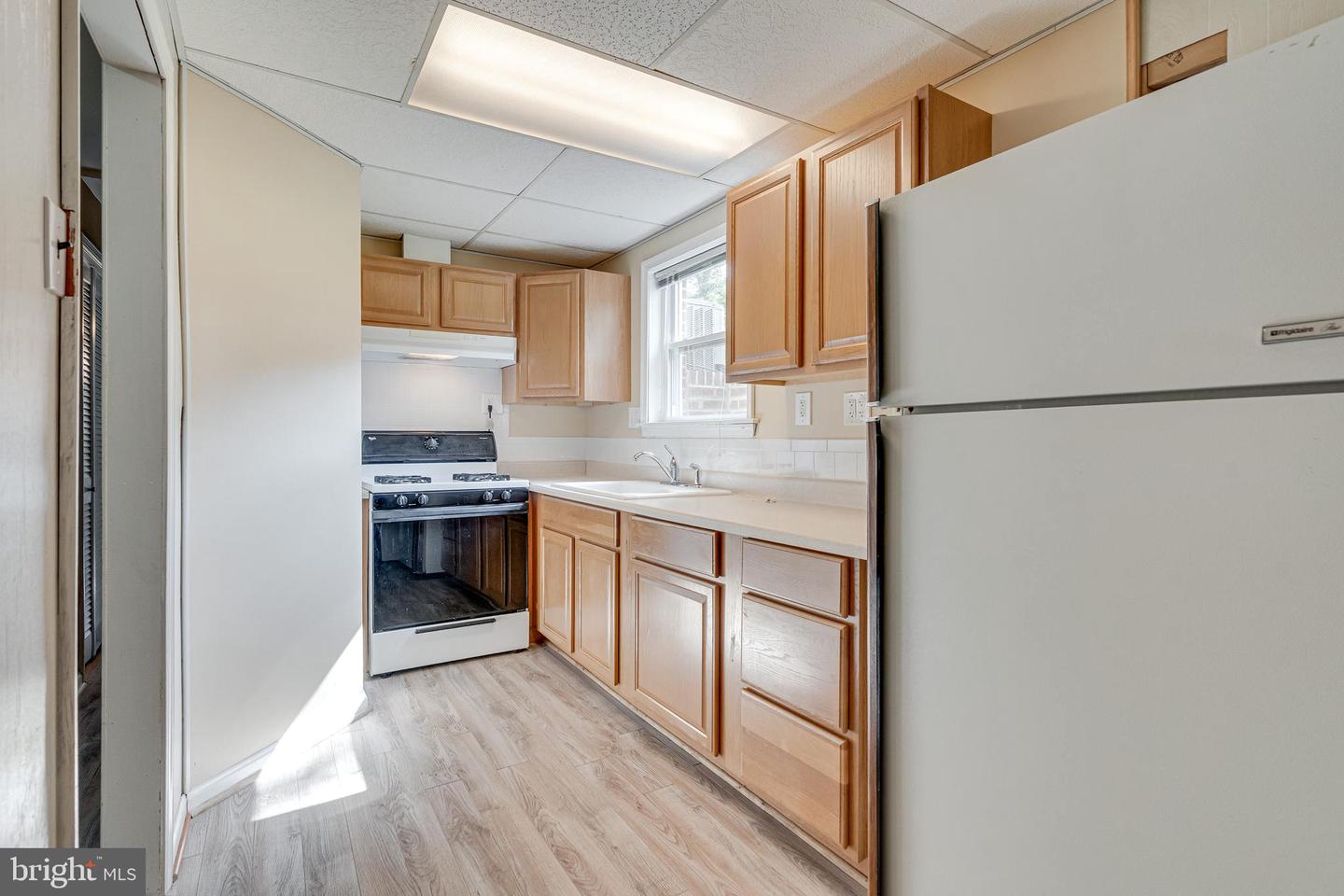 440 LEWIS ST NW, VIENNA, Virginia 22180, 5 Bedrooms Bedrooms, ,3 BathroomsBathrooms,Residential,For sale,440 LEWIS ST NW,VAFX2247656 MLS # VAFX2247656