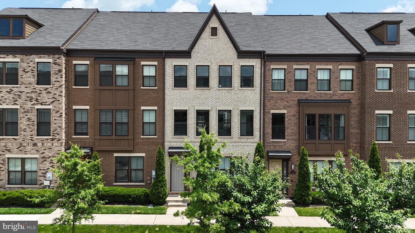 3099 ALAN SHEPARD ST, HERNDON, Virginia 20171, 4 Bedrooms Bedrooms, ,3 BathroomsBathrooms,Residential,For sale,3099 ALAN SHEPARD ST,VAFX2247658 MLS # VAFX2247658