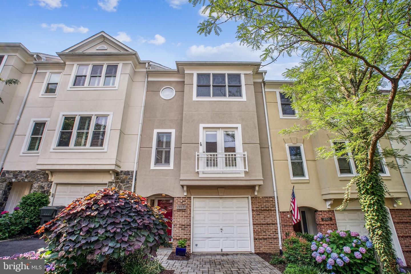 3818 WHITE POST CT, ALEXANDRIA, Virginia 22304, 3 Bedrooms Bedrooms, ,3 BathroomsBathrooms,Residential,For sale,3818 WHITE POST CT,VAAX2046562 MLS # VAAX2046562