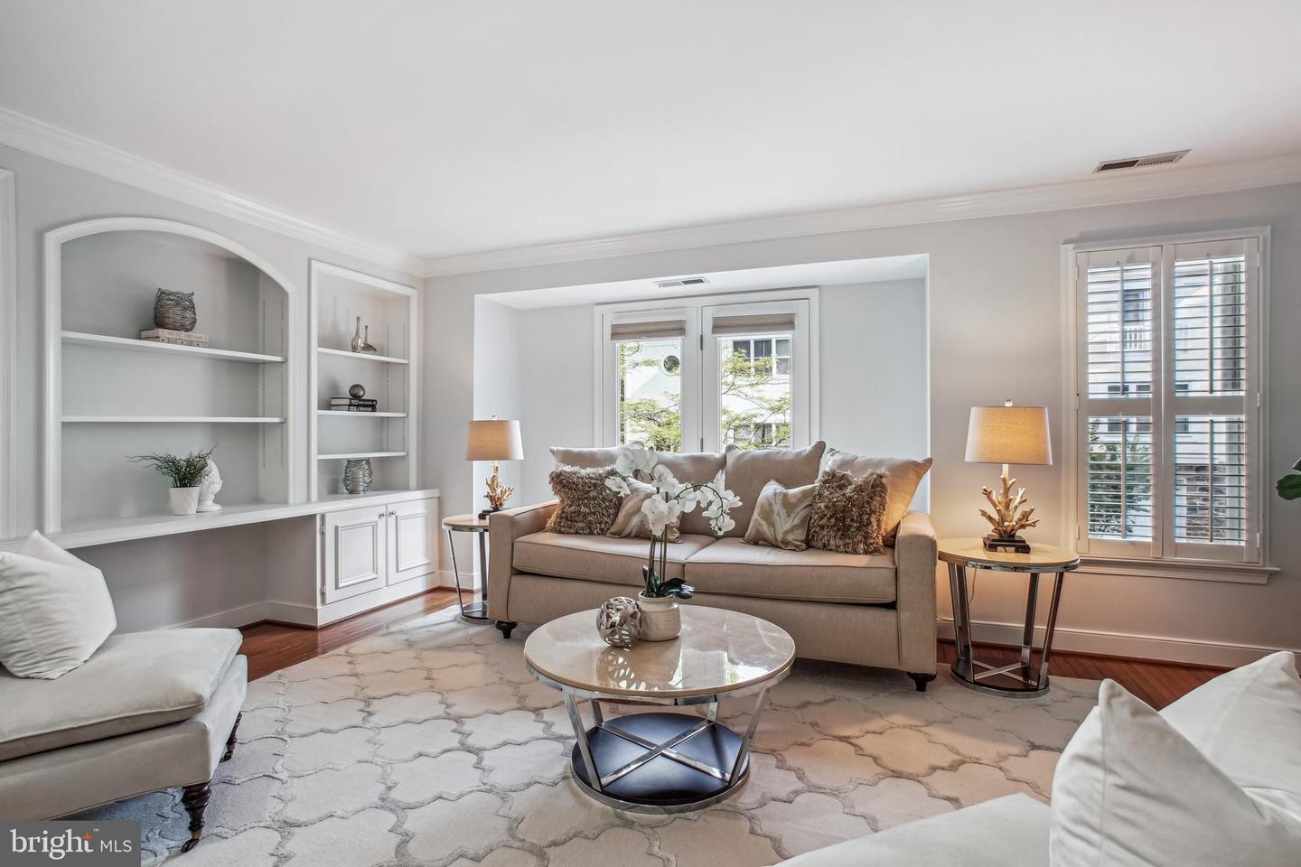 3818 WHITE POST CT, ALEXANDRIA, Virginia 22304, 3 Bedrooms Bedrooms, ,3 BathroomsBathrooms,Residential,For sale,3818 WHITE POST CT,VAAX2046562 MLS # VAAX2046562