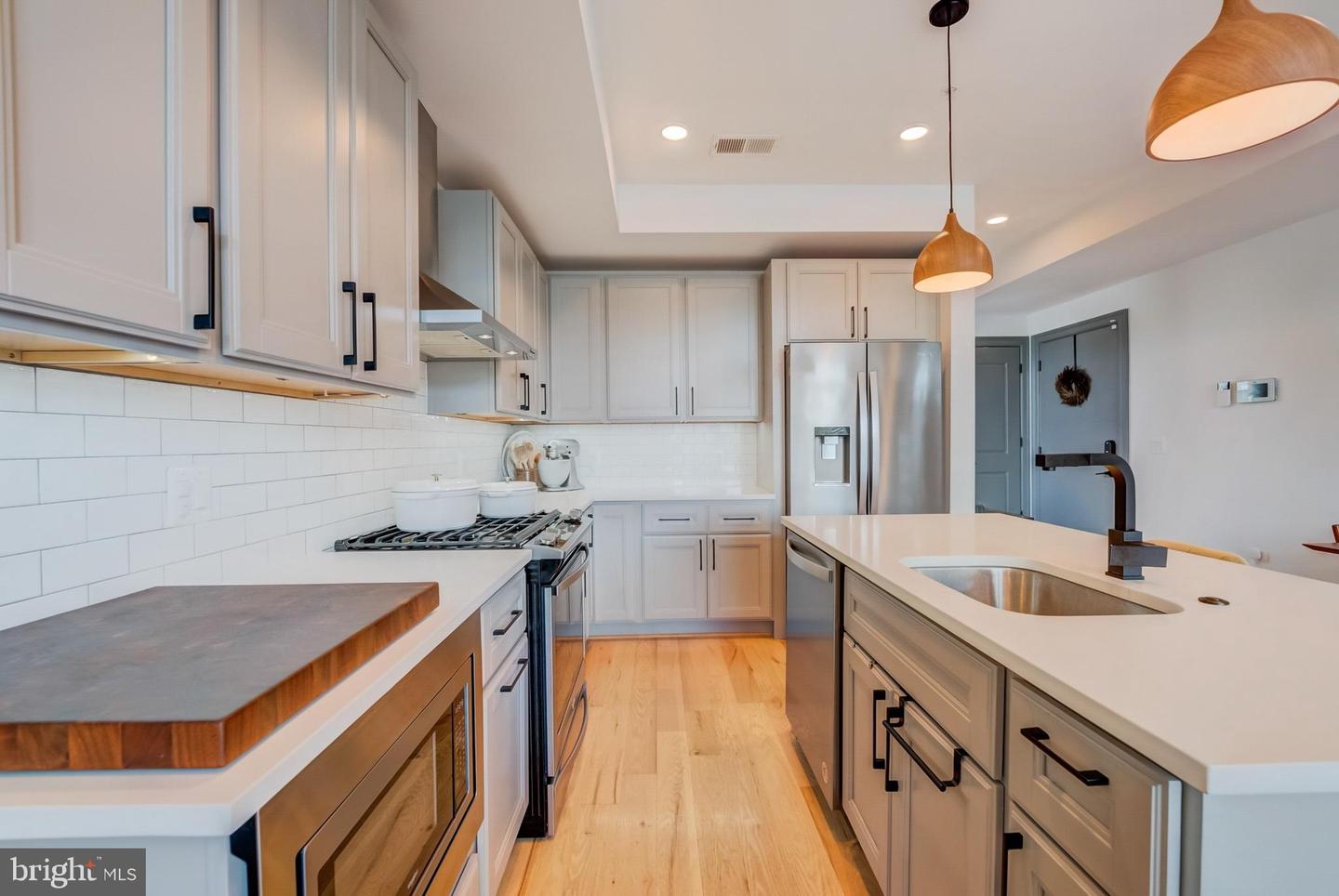 811 UPSHUR ST NW #7, WASHINGTON, District Of Columbia 20011, 2 Bedrooms Bedrooms, ,2 BathroomsBathrooms,Residential,For sale,811 UPSHUR ST NW #7,DCDC2205962 MLS # DCDC2205962