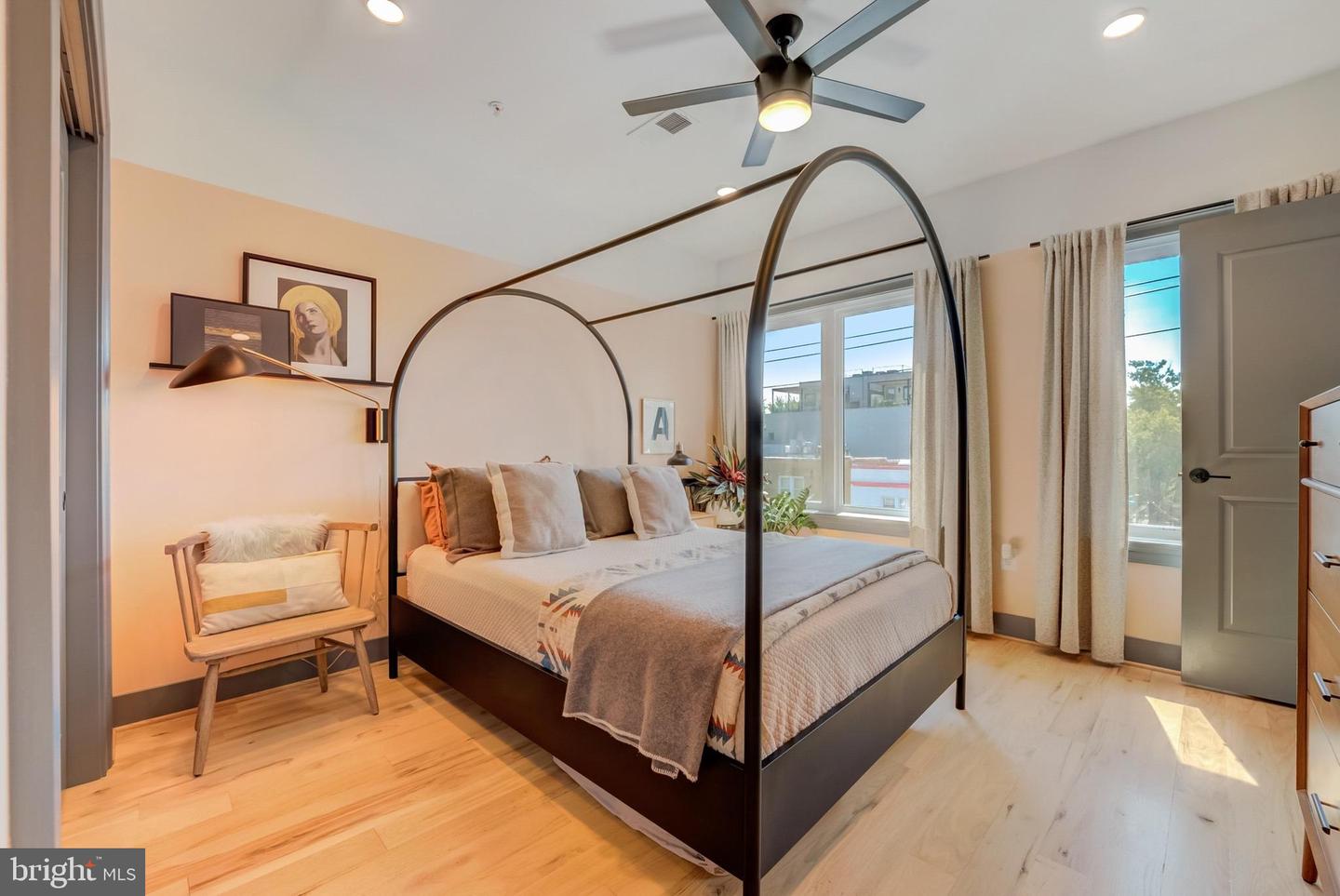 811 UPSHUR ST NW #7, WASHINGTON, District Of Columbia 20011, 2 Bedrooms Bedrooms, ,2 BathroomsBathrooms,Residential,For sale,811 UPSHUR ST NW #7,DCDC2205962 MLS # DCDC2205962