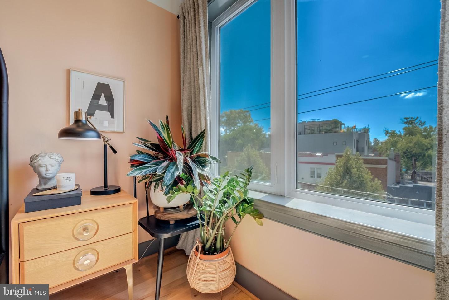 811 UPSHUR ST NW #7, WASHINGTON, District Of Columbia 20011, 2 Bedrooms Bedrooms, ,2 BathroomsBathrooms,Residential,For sale,811 UPSHUR ST NW #7,DCDC2205962 MLS # DCDC2205962
