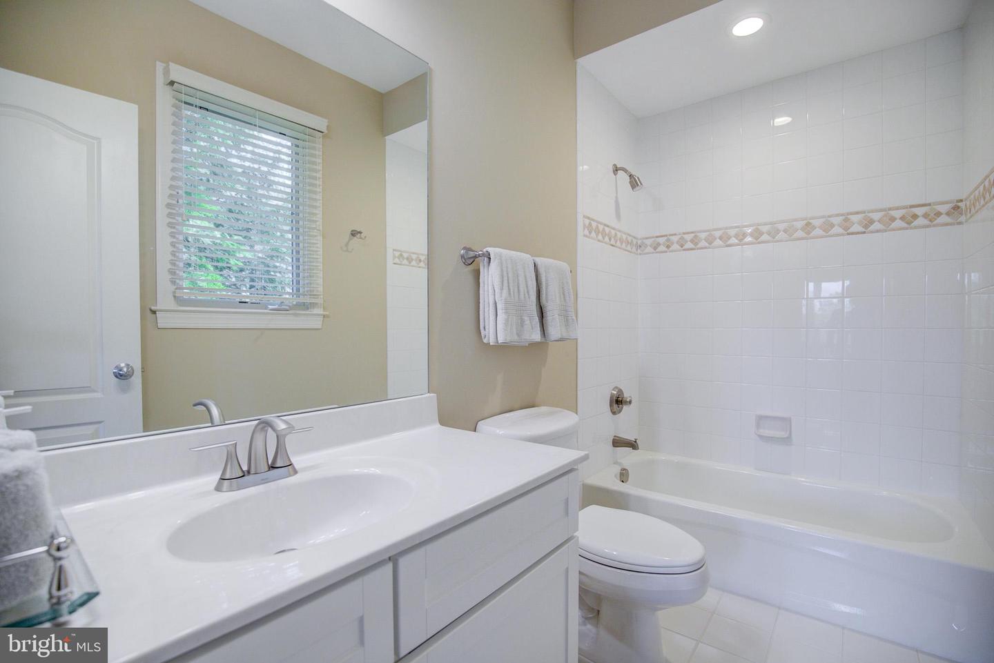 22966 LOIS, BRAMBLETON, Virginia 20148, 5 Bedrooms Bedrooms, ,4 BathroomsBathrooms,Residential,For sale,22966 LOIS,VALO2099658 MLS # VALO2099658