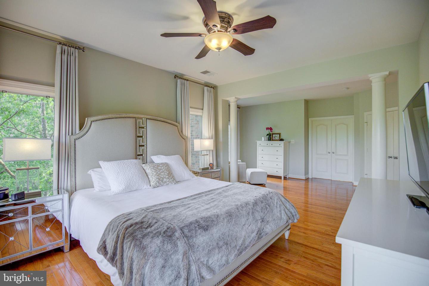 22966 LOIS, BRAMBLETON, Virginia 20148, 5 Bedrooms Bedrooms, ,4 BathroomsBathrooms,Residential,For sale,22966 LOIS,VALO2099658 MLS # VALO2099658