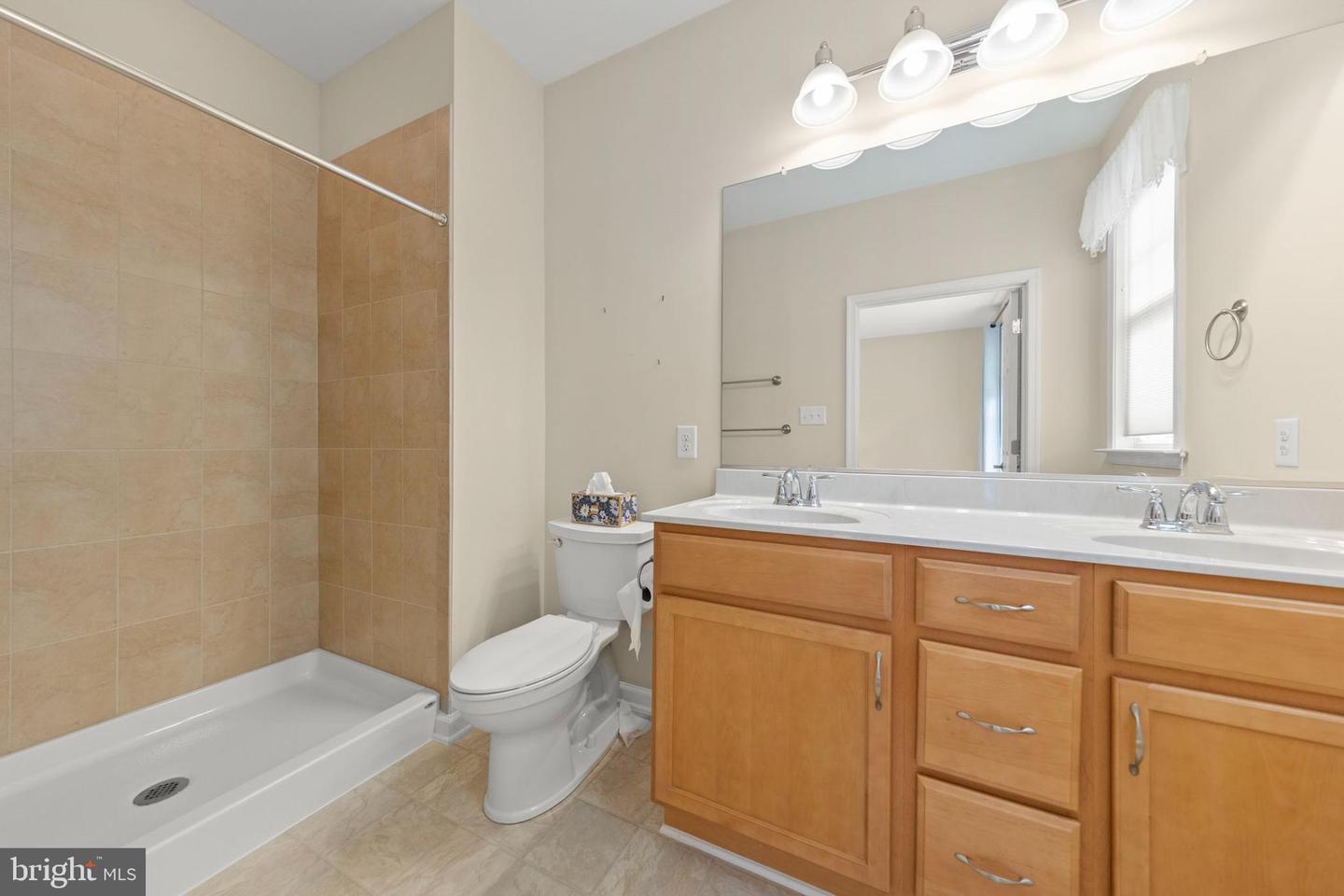 114 HARVEST RIDGE DR, WINCHESTER, Virginia 22601, 3 Bedrooms Bedrooms, ,3 BathroomsBathrooms,Residential,For sale,114 HARVEST RIDGE DR,VAFV2034938 MLS # VAFV2034938