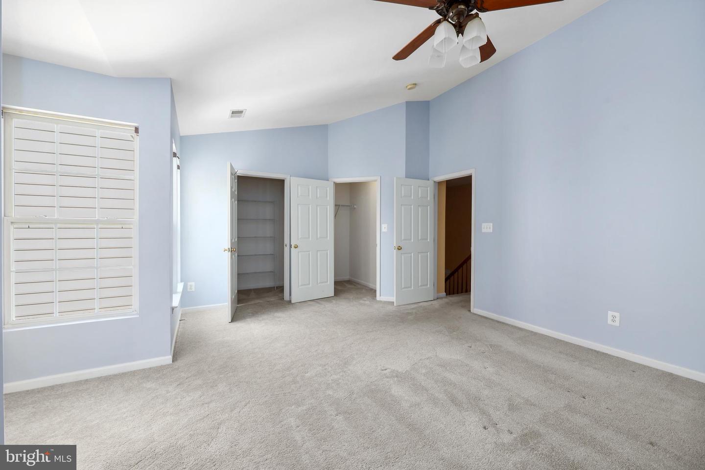 8078 HORSESHOE COTTAGE CIR, LORTON, Virginia 22079, 3 Bedrooms Bedrooms, ,2 BathroomsBathrooms,Residential,For sale,8078 HORSESHOE COTTAGE CIR,VAFX2247692 MLS # VAFX2247692