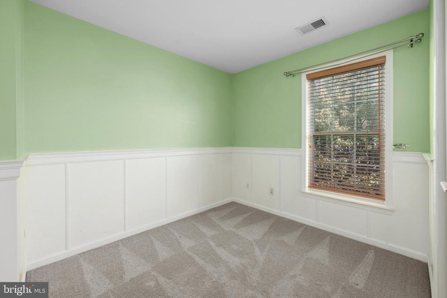 8078 HORSESHOE COTTAGE CIR, LORTON, Virginia 22079, 3 Bedrooms Bedrooms, ,2 BathroomsBathrooms,Residential,For sale,8078 HORSESHOE COTTAGE CIR,VAFX2247692 MLS # VAFX2247692