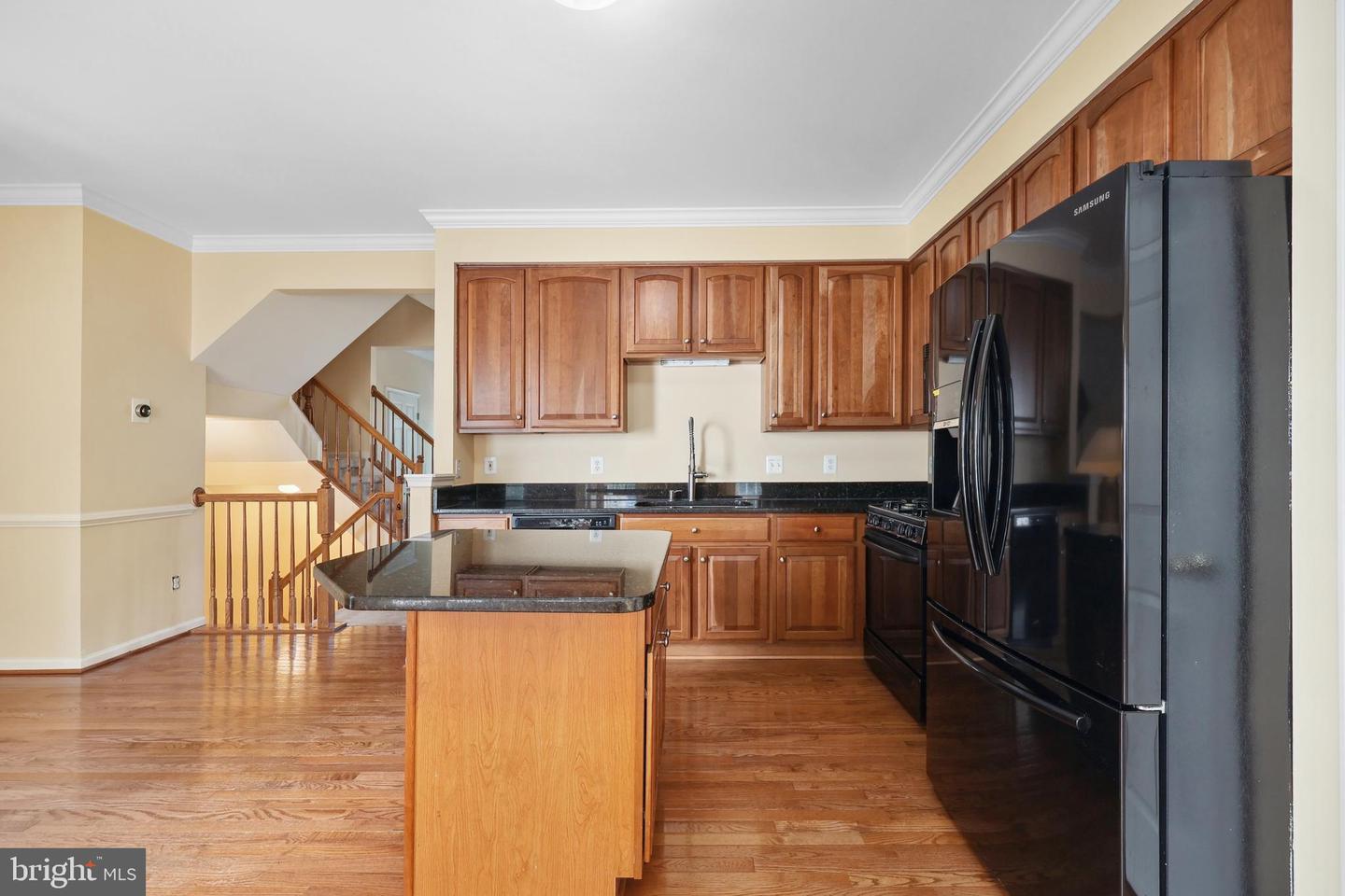 8078 HORSESHOE COTTAGE CIR, LORTON, Virginia 22079, 3 Bedrooms Bedrooms, ,2 BathroomsBathrooms,Residential,For sale,8078 HORSESHOE COTTAGE CIR,VAFX2247692 MLS # VAFX2247692