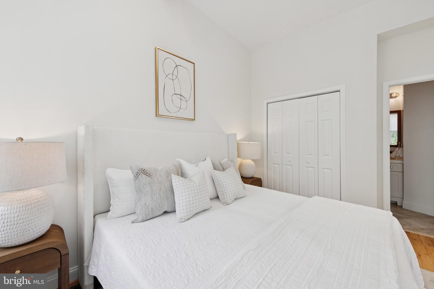 643 KEEFER PL NW, WASHINGTON, District Of Columbia 20010, 4 Bedrooms Bedrooms, ,3 BathroomsBathrooms,Residential,For sale,643 KEEFER PL NW,DCDC2205970 MLS # DCDC2205970