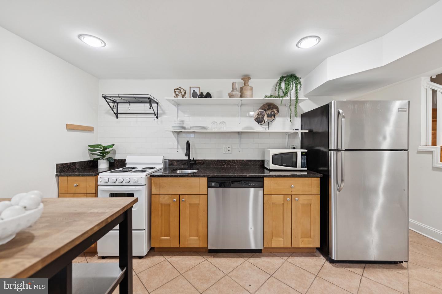 643 KEEFER PL NW, WASHINGTON, District Of Columbia 20010, 4 Bedrooms Bedrooms, ,3 BathroomsBathrooms,Residential,For sale,643 KEEFER PL NW,DCDC2205970 MLS # DCDC2205970