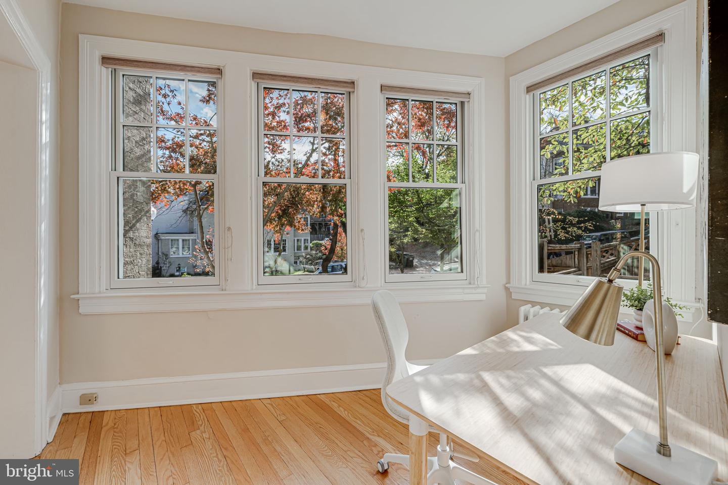 2202 CATHEDRAL AVE NW, WASHINGTON, District Of Columbia 20008, 4 Bedrooms Bedrooms, ,3 BathroomsBathrooms,Residential,For sale,2202 CATHEDRAL AVE NW,DCDC2205980 MLS # DCDC2205980