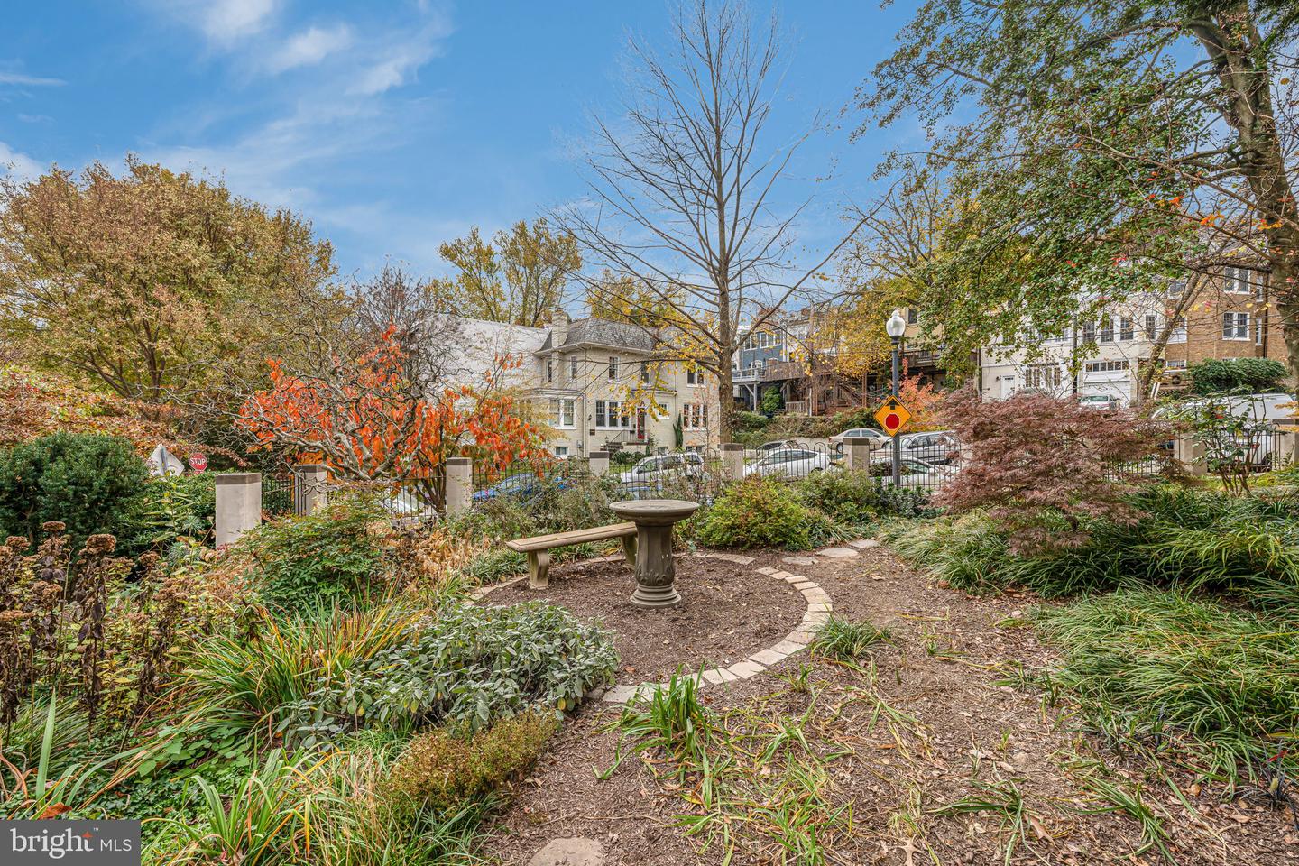 2202 CATHEDRAL AVE NW, WASHINGTON, District Of Columbia 20008, 4 Bedrooms Bedrooms, ,3 BathroomsBathrooms,Residential,For sale,2202 CATHEDRAL AVE NW,DCDC2205980 MLS # DCDC2205980