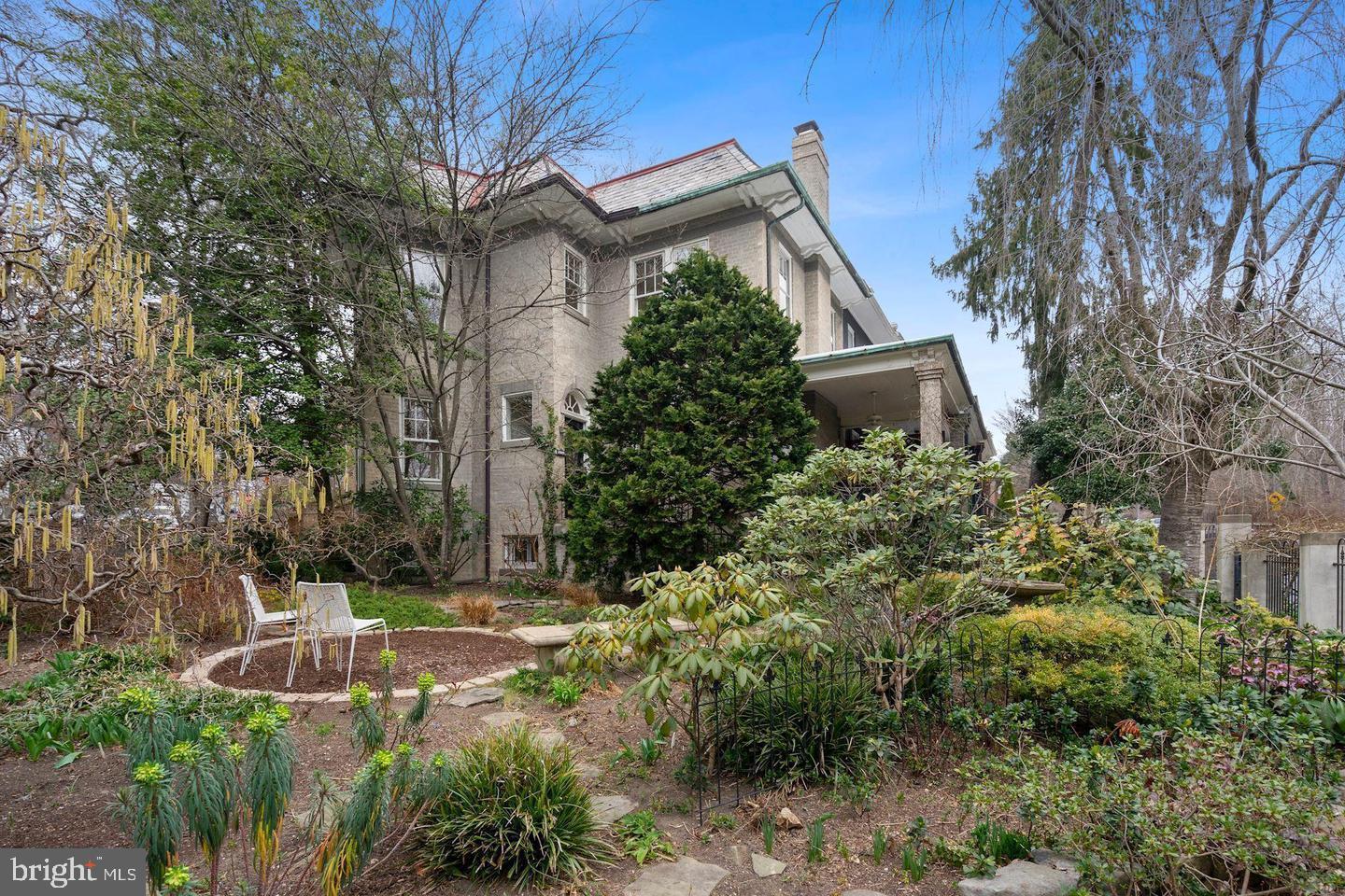 2202 CATHEDRAL AVE NW, WASHINGTON, District Of Columbia 20008, 4 Bedrooms Bedrooms, ,3 BathroomsBathrooms,Residential,For sale,2202 CATHEDRAL AVE NW,DCDC2205980 MLS # DCDC2205980