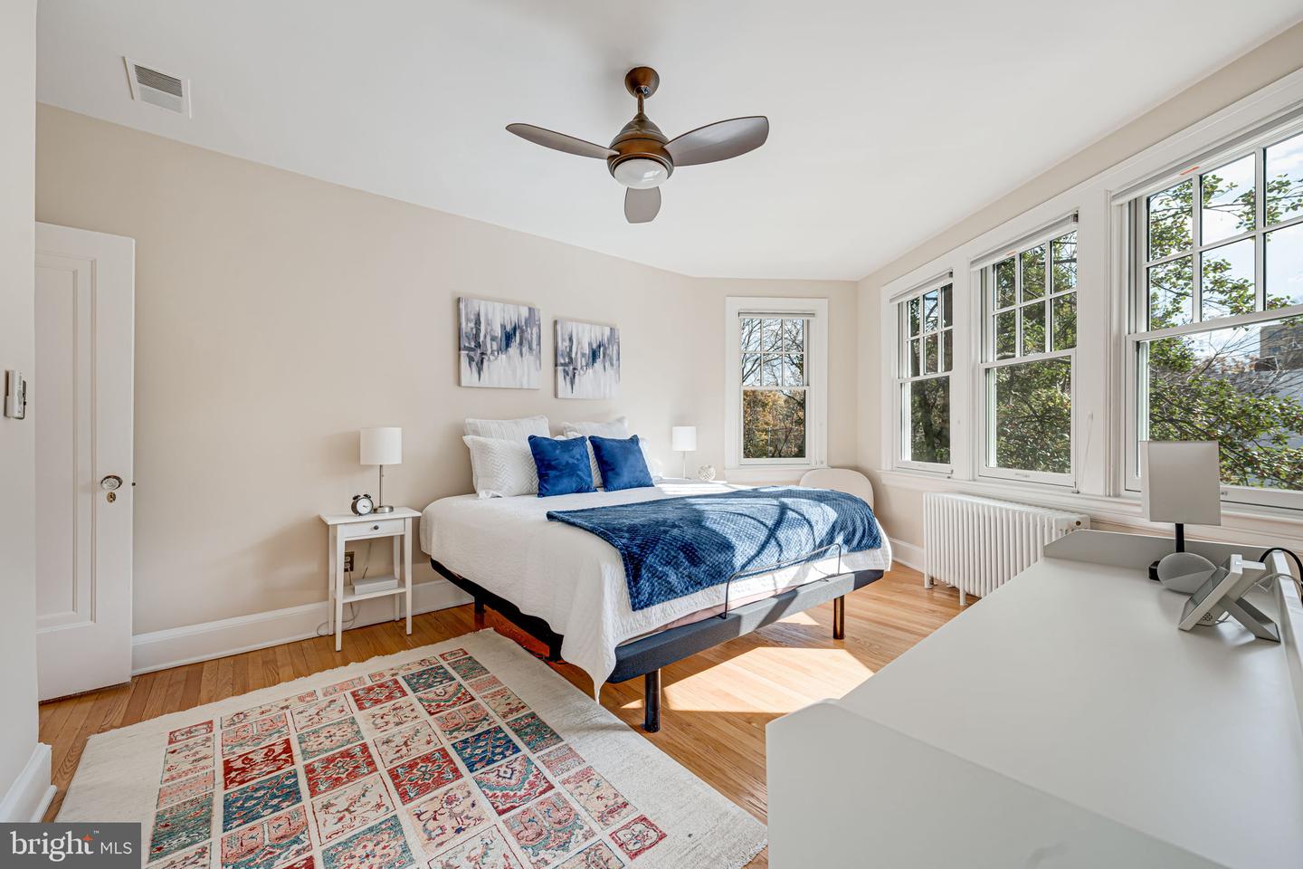 2202 CATHEDRAL AVE NW, WASHINGTON, District Of Columbia 20008, 4 Bedrooms Bedrooms, ,3 BathroomsBathrooms,Residential,For sale,2202 CATHEDRAL AVE NW,DCDC2205980 MLS # DCDC2205980