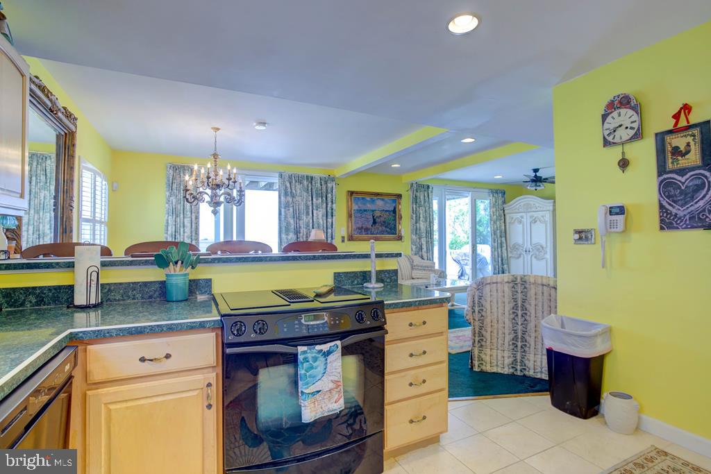 6180 MARSH ISLAND DR, CHINCOTEAGUE ISLAND, Virginia 23336, 3 Bedrooms Bedrooms, ,3 BathroomsBathrooms,Residential,For sale,6180 MARSH ISLAND DR,VAAC2001934 MLS # VAAC2001934