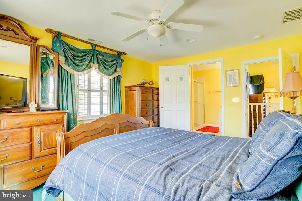6180 MARSH ISLAND DR, CHINCOTEAGUE ISLAND, Virginia 23336, 3 Bedrooms Bedrooms, ,3 BathroomsBathrooms,Residential,For sale,6180 MARSH ISLAND DR,VAAC2001934 MLS # VAAC2001934