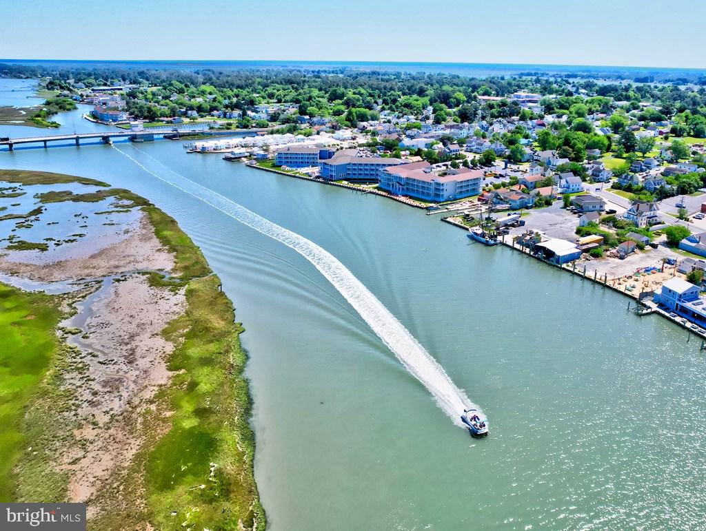 6180 MARSH ISLAND DR, CHINCOTEAGUE ISLAND, Virginia 23336, 3 Bedrooms Bedrooms, ,3 BathroomsBathrooms,Residential,For sale,6180 MARSH ISLAND DR,VAAC2001934 MLS # VAAC2001934