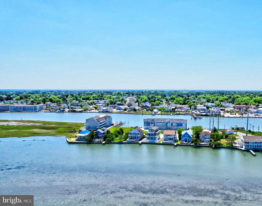 6180 MARSH ISLAND DR, CHINCOTEAGUE ISLAND, Virginia 23336, 3 Bedrooms Bedrooms, ,3 BathroomsBathrooms,Residential,For sale,6180 MARSH ISLAND DR,VAAC2001934 MLS # VAAC2001934