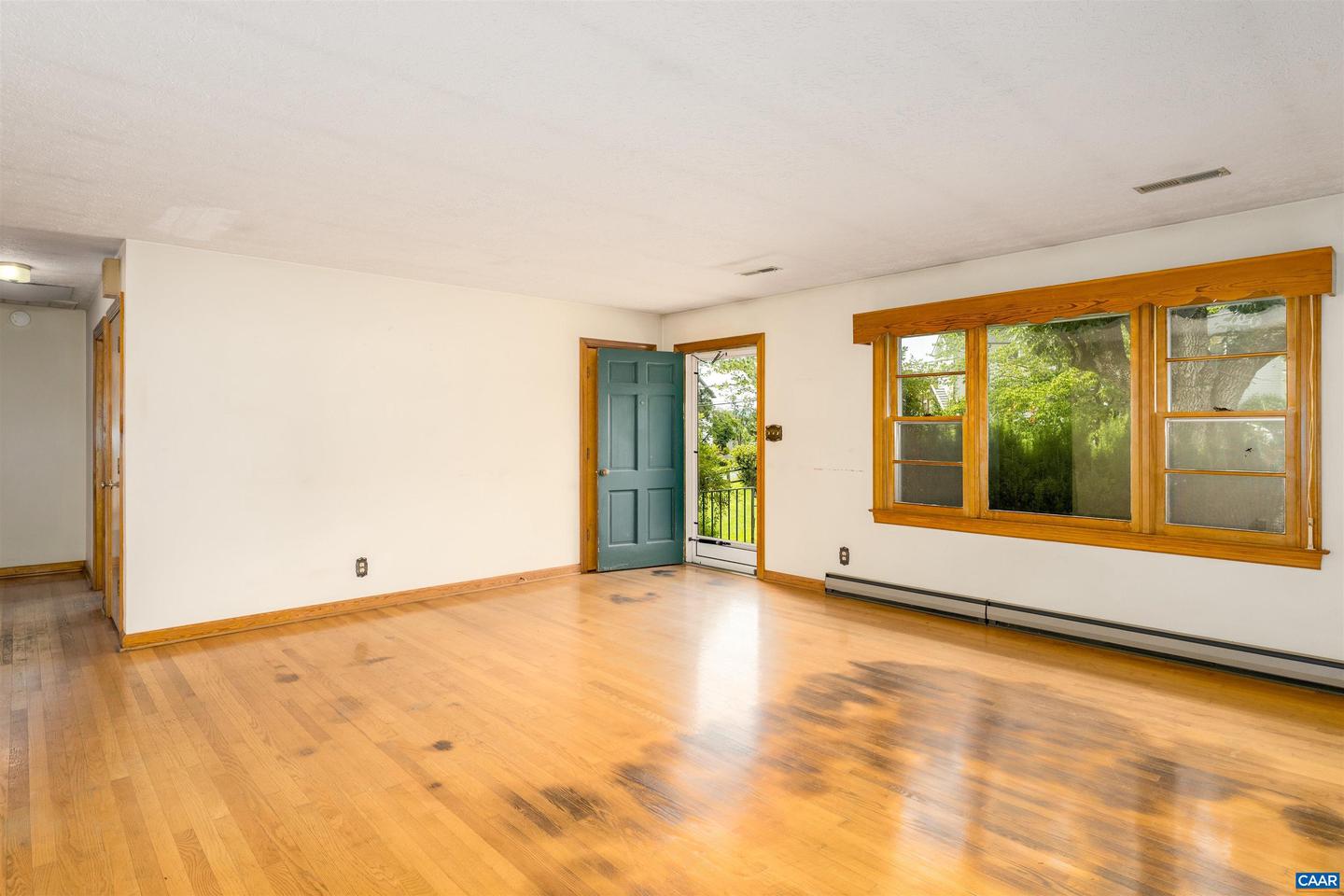 1160 PEN PARK LN, CHARLOTTESVILLE, Virginia 22901, 2 Bedrooms Bedrooms, ,2 BathroomsBathrooms,Residential,For sale,1160 PEN PARK LN,665765 MLS # 665765