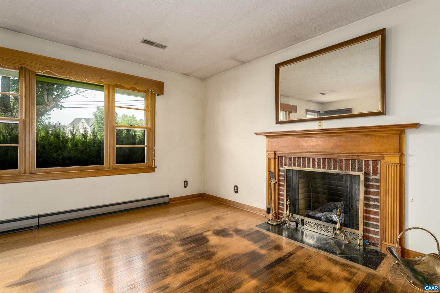 1160 PEN PARK LN, CHARLOTTESVILLE, Virginia 22901, 2 Bedrooms Bedrooms, ,2 BathroomsBathrooms,Residential,For sale,1160 PEN PARK LN,665765 MLS # 665765