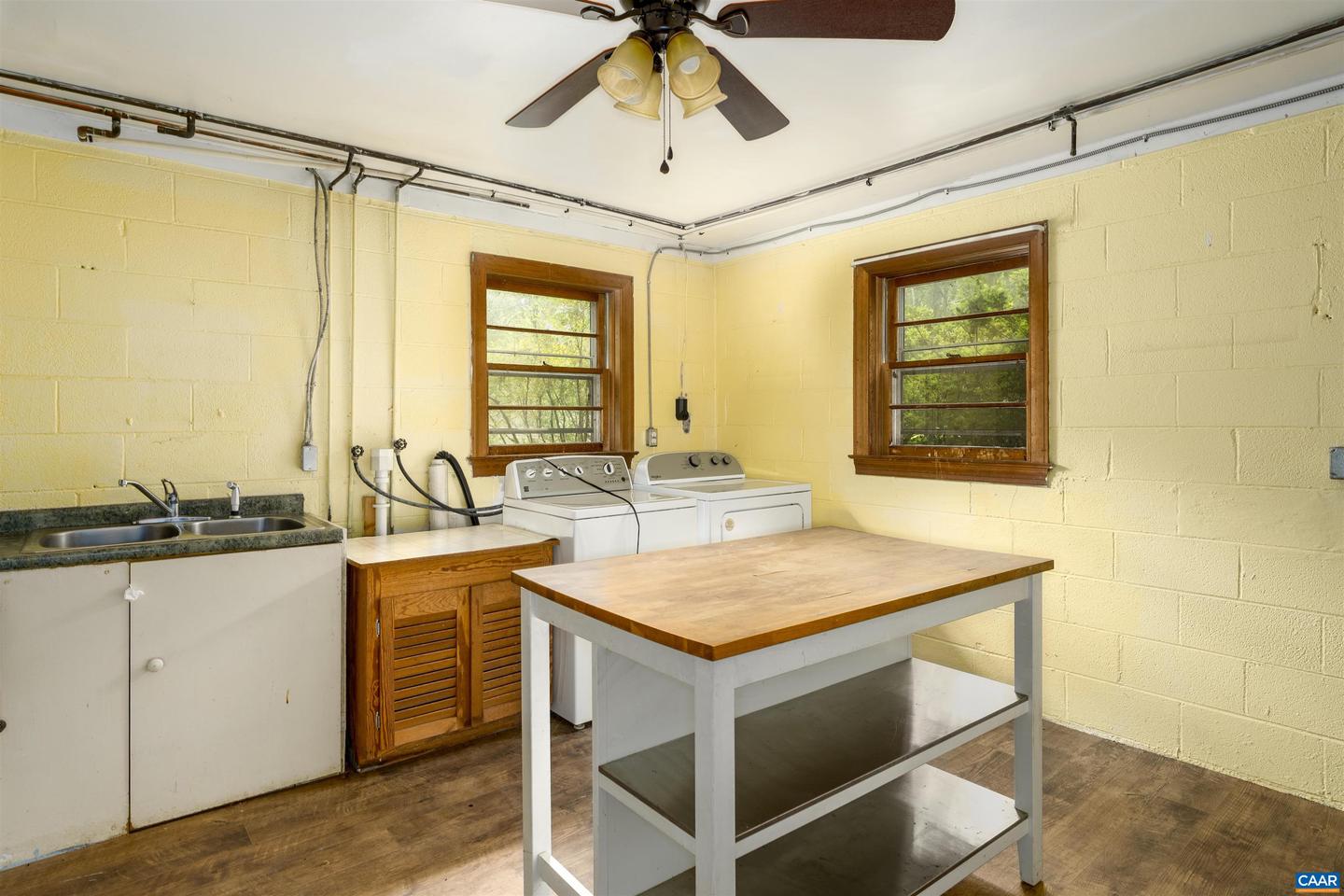 1160 PEN PARK LN, CHARLOTTESVILLE, Virginia 22901, 2 Bedrooms Bedrooms, ,2 BathroomsBathrooms,Residential,For sale,1160 PEN PARK LN,665765 MLS # 665765