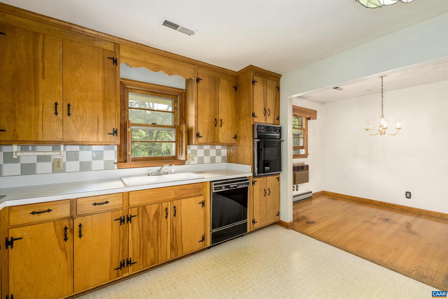 1160 PEN PARK LN, CHARLOTTESVILLE, Virginia 22901, 2 Bedrooms Bedrooms, ,2 BathroomsBathrooms,Residential,For sale,1160 PEN PARK LN,665765 MLS # 665765