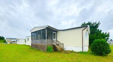 8272 SEA BIRD DR, CHINCOTEAGUE ISLAND, Virginia 23336, 2 Bedrooms Bedrooms, ,1 BathroomBathrooms,Residential,For sale,8272 SEA BIRD DR,VAAC2001936 MLS # VAAC2001936