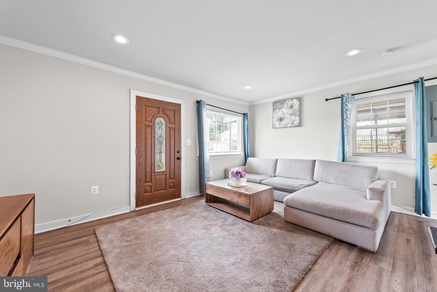 296 MANASSAS DR, MANASSAS PARK, Virginia 20111, 3 Bedrooms Bedrooms, ,1 BathroomBathrooms,Residential,For sale,296 MANASSAS DR,VAMP2003120 MLS # VAMP2003120