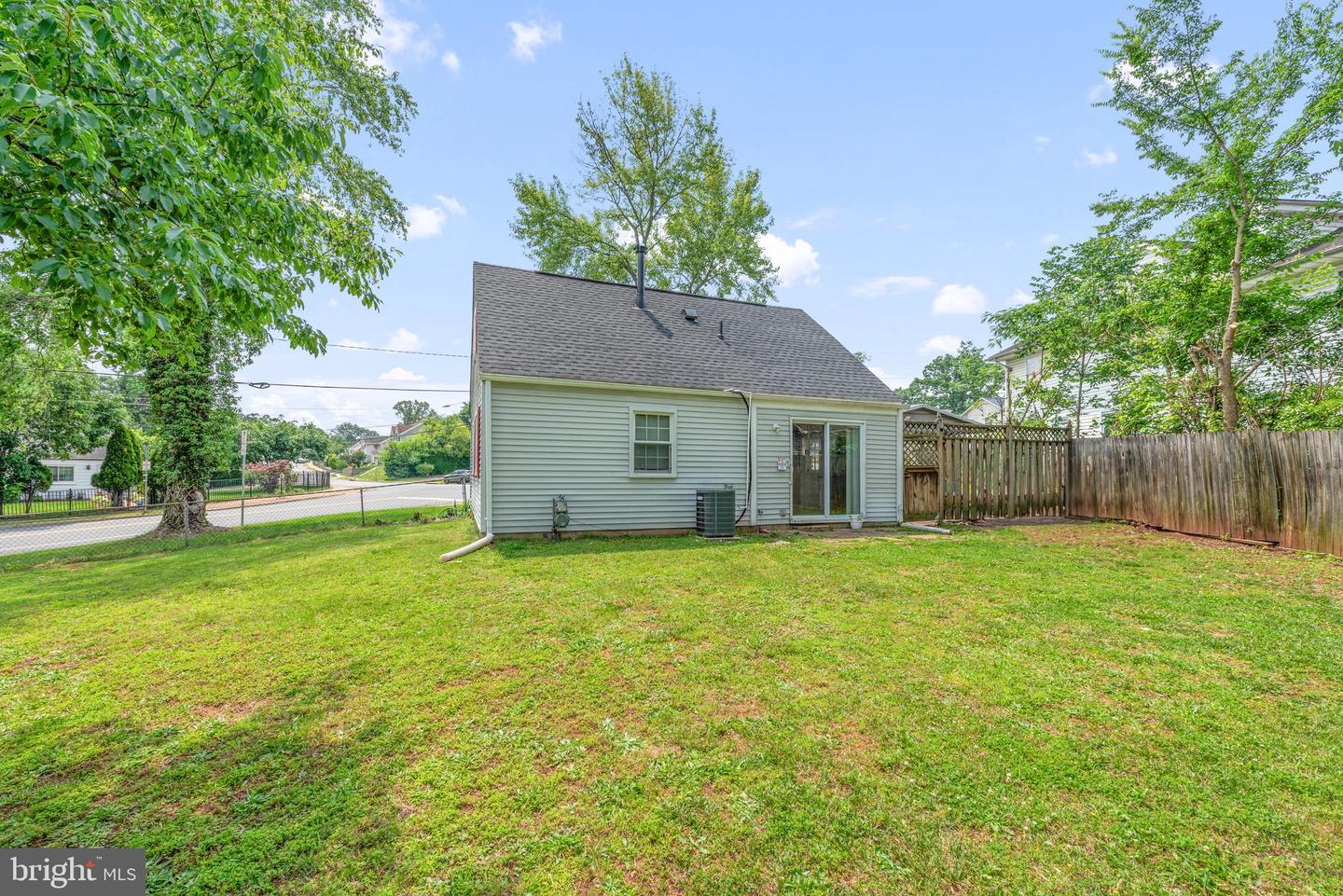 296 MANASSAS DR, MANASSAS PARK, Virginia 20111, 3 Bedrooms Bedrooms, ,1 BathroomBathrooms,Residential,For sale,296 MANASSAS DR,VAMP2003120 MLS # VAMP2003120