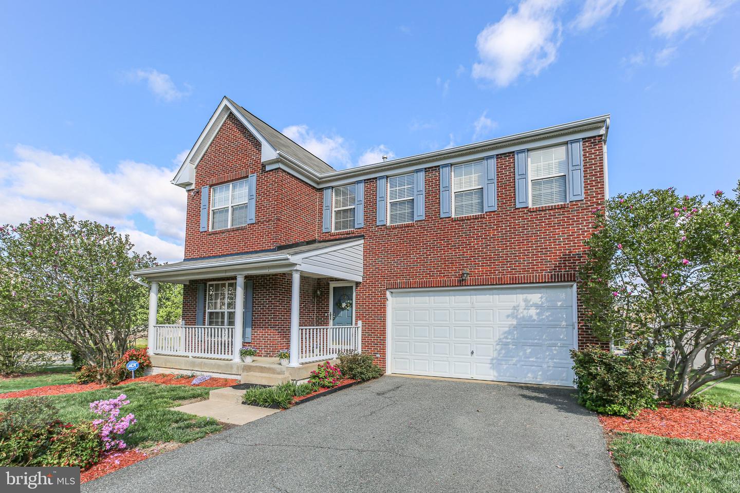 1 FLETCHER DR, FREDERICKSBURG, Virginia 22406, 5 Bedrooms Bedrooms, ,3 BathroomsBathrooms,Residential,For sale,1 FLETCHER DR,VAST2039900 MLS # VAST2039900