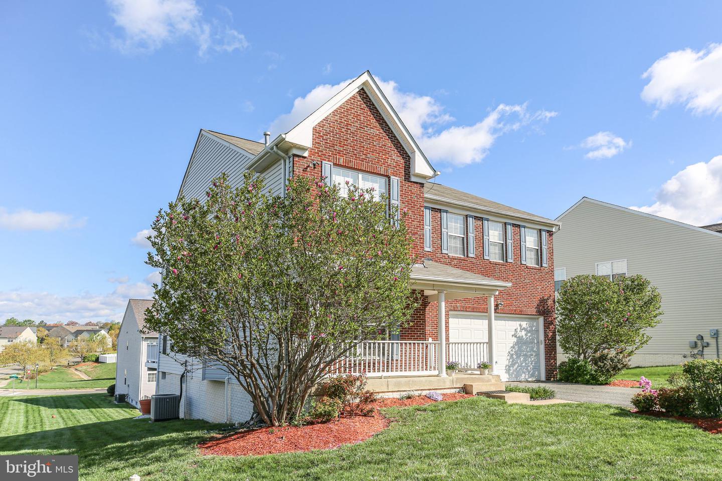 1 FLETCHER DR, FREDERICKSBURG, Virginia 22406, 5 Bedrooms Bedrooms, ,3 BathroomsBathrooms,Residential,For sale,1 FLETCHER DR,VAST2039900 MLS # VAST2039900