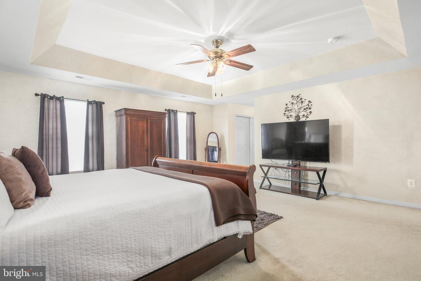 1 FLETCHER DR, FREDERICKSBURG, Virginia 22406, 5 Bedrooms Bedrooms, ,3 BathroomsBathrooms,Residential,For sale,1 FLETCHER DR,VAST2039900 MLS # VAST2039900