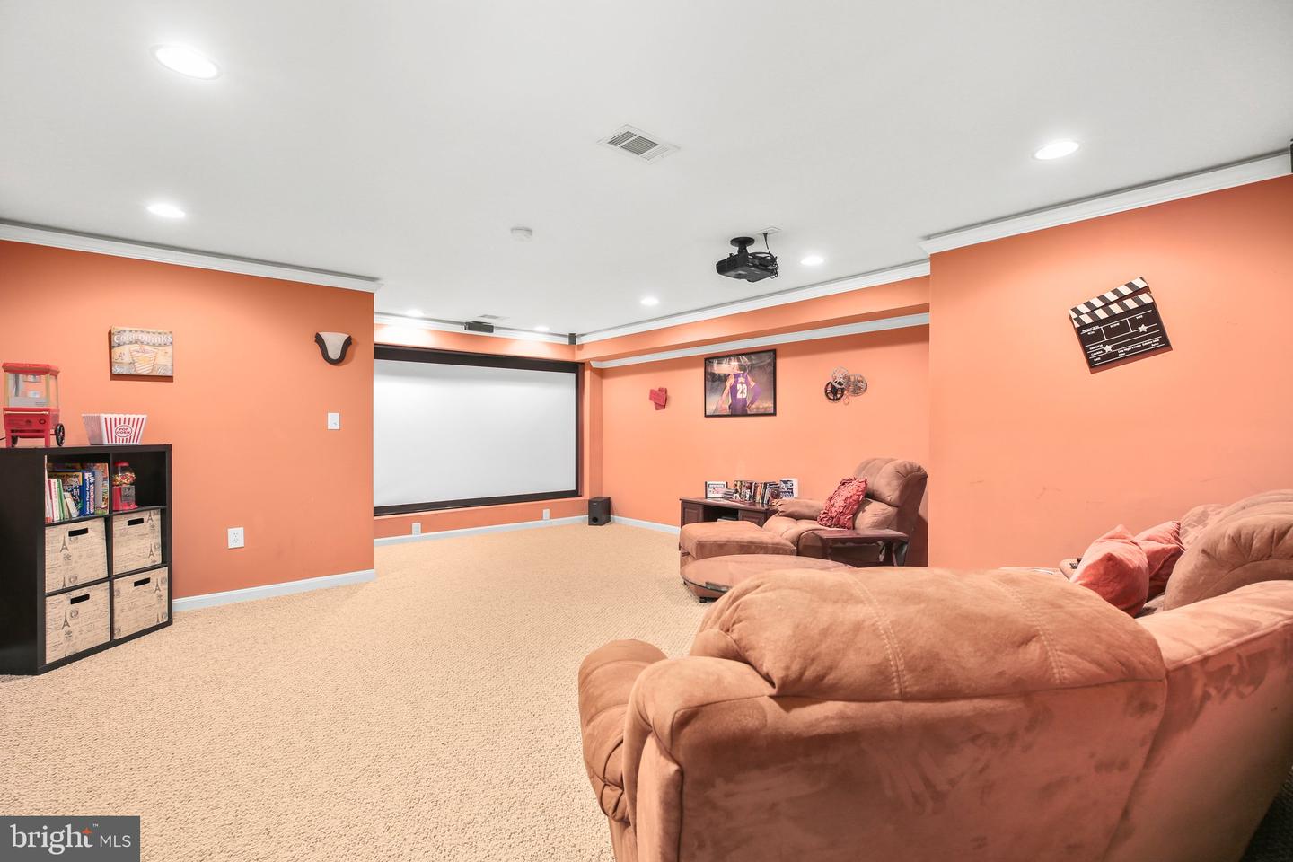 1 FLETCHER DR, FREDERICKSBURG, Virginia 22406, 5 Bedrooms Bedrooms, ,3 BathroomsBathrooms,Residential,For sale,1 FLETCHER DR,VAST2039900 MLS # VAST2039900