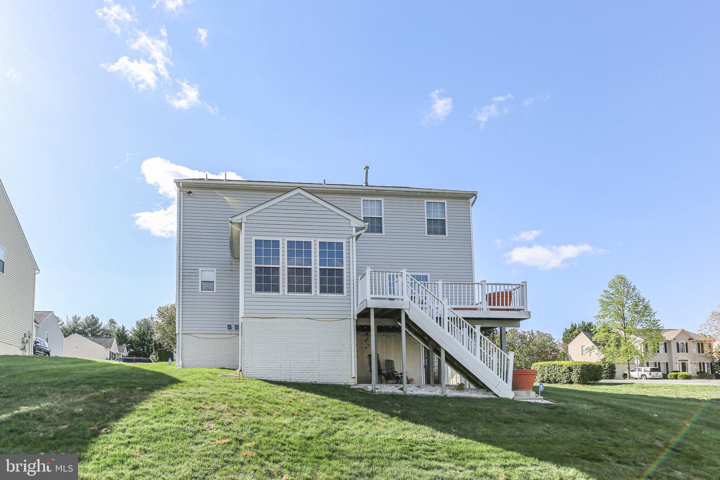 1 FLETCHER DR, FREDERICKSBURG, Virginia 22406, 5 Bedrooms Bedrooms, ,3 BathroomsBathrooms,Residential,For sale,1 FLETCHER DR,VAST2039900 MLS # VAST2039900
