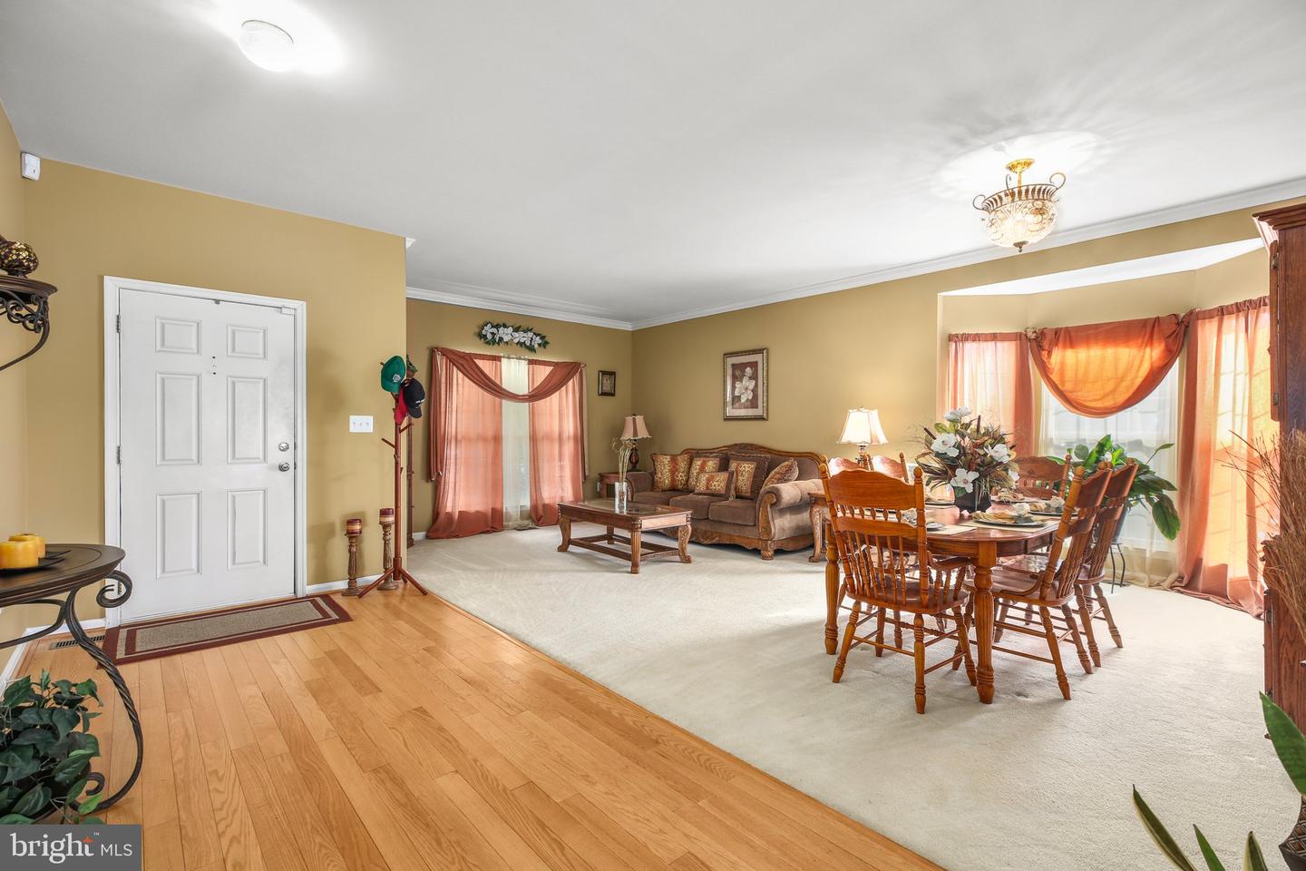 1 FLETCHER DR, FREDERICKSBURG, Virginia 22406, 5 Bedrooms Bedrooms, ,3 BathroomsBathrooms,Residential,For sale,1 FLETCHER DR,VAST2039900 MLS # VAST2039900