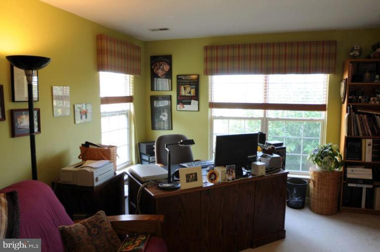 817 DUNCAN PL SE, LEESBURG, Virginia 20175, 5 Bedrooms Bedrooms, ,3 BathroomsBathrooms,Residential,For sale,817 DUNCAN PL SE,VALO2099682 MLS # VALO2099682