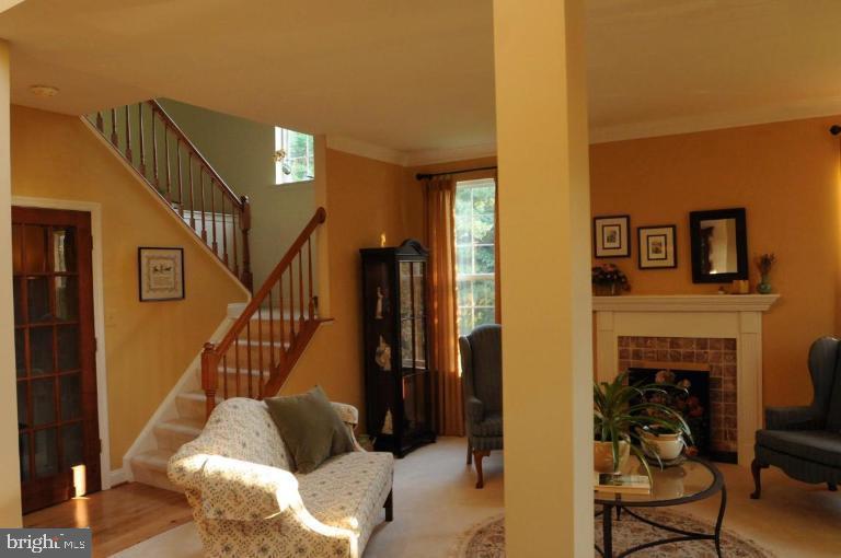 817 DUNCAN PL SE, LEESBURG, Virginia 20175, 5 Bedrooms Bedrooms, ,3 BathroomsBathrooms,Residential,For sale,817 DUNCAN PL SE,VALO2099682 MLS # VALO2099682