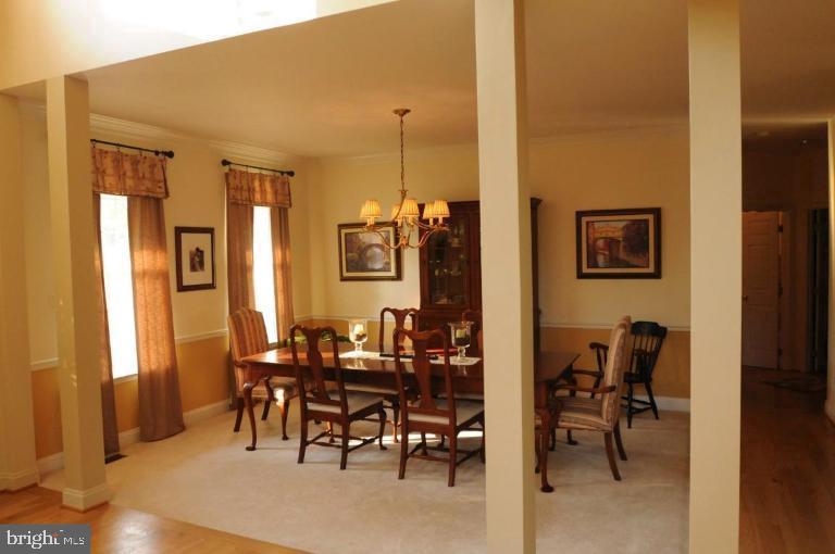 817 DUNCAN PL SE, LEESBURG, Virginia 20175, 5 Bedrooms Bedrooms, ,3 BathroomsBathrooms,Residential,For sale,817 DUNCAN PL SE,VALO2099682 MLS # VALO2099682