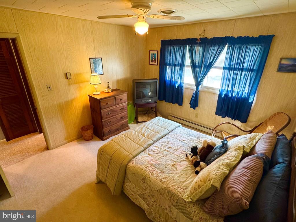 3434 WILLOW ST, CHINCOTEAGUE ISLAND, Virginia 23336, 2 Bedrooms Bedrooms, ,1 BathroomBathrooms,Residential,For sale,3434 WILLOW ST,VAAC2001940 MLS # VAAC2001940