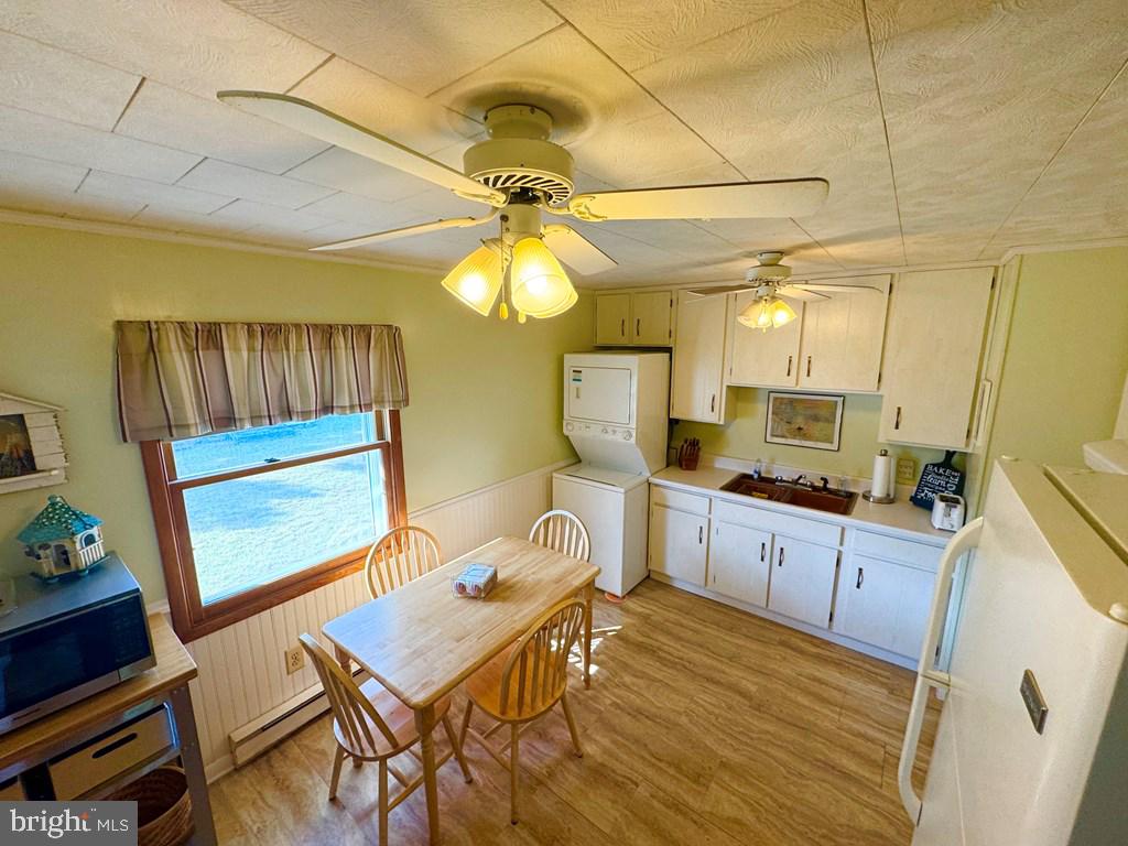 3434 WILLOW ST, CHINCOTEAGUE ISLAND, Virginia 23336, 2 Bedrooms Bedrooms, ,1 BathroomBathrooms,Residential,For sale,3434 WILLOW ST,VAAC2001940 MLS # VAAC2001940