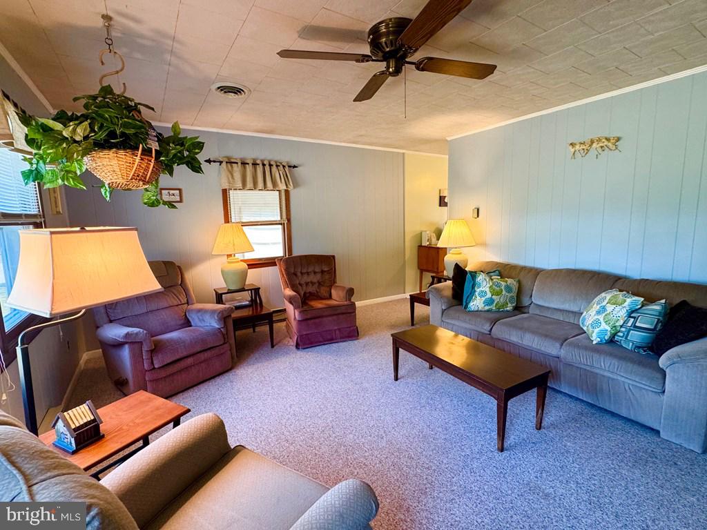 3434 WILLOW ST, CHINCOTEAGUE ISLAND, Virginia 23336, 2 Bedrooms Bedrooms, ,1 BathroomBathrooms,Residential,For sale,3434 WILLOW ST,VAAC2001940 MLS # VAAC2001940