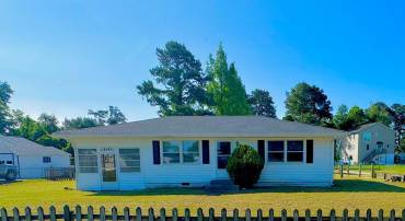 3434 WILLOW ST, CHINCOTEAGUE ISLAND, Virginia 23336, 2 Bedrooms Bedrooms, ,1 BathroomBathrooms,Residential,For sale,3434 WILLOW ST,VAAC2001940 MLS # VAAC2001940