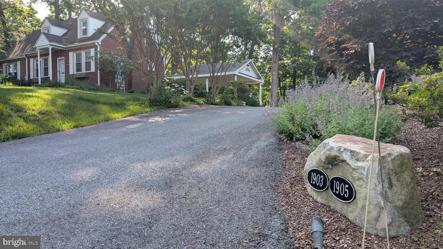 1903 KIRBY RD, MCLEAN, Virginia 22101, 3 Bedrooms Bedrooms, ,2 BathroomsBathrooms,Residential,For sale,1903 KIRBY RD,VAFX2247654 MLS # VAFX2247654