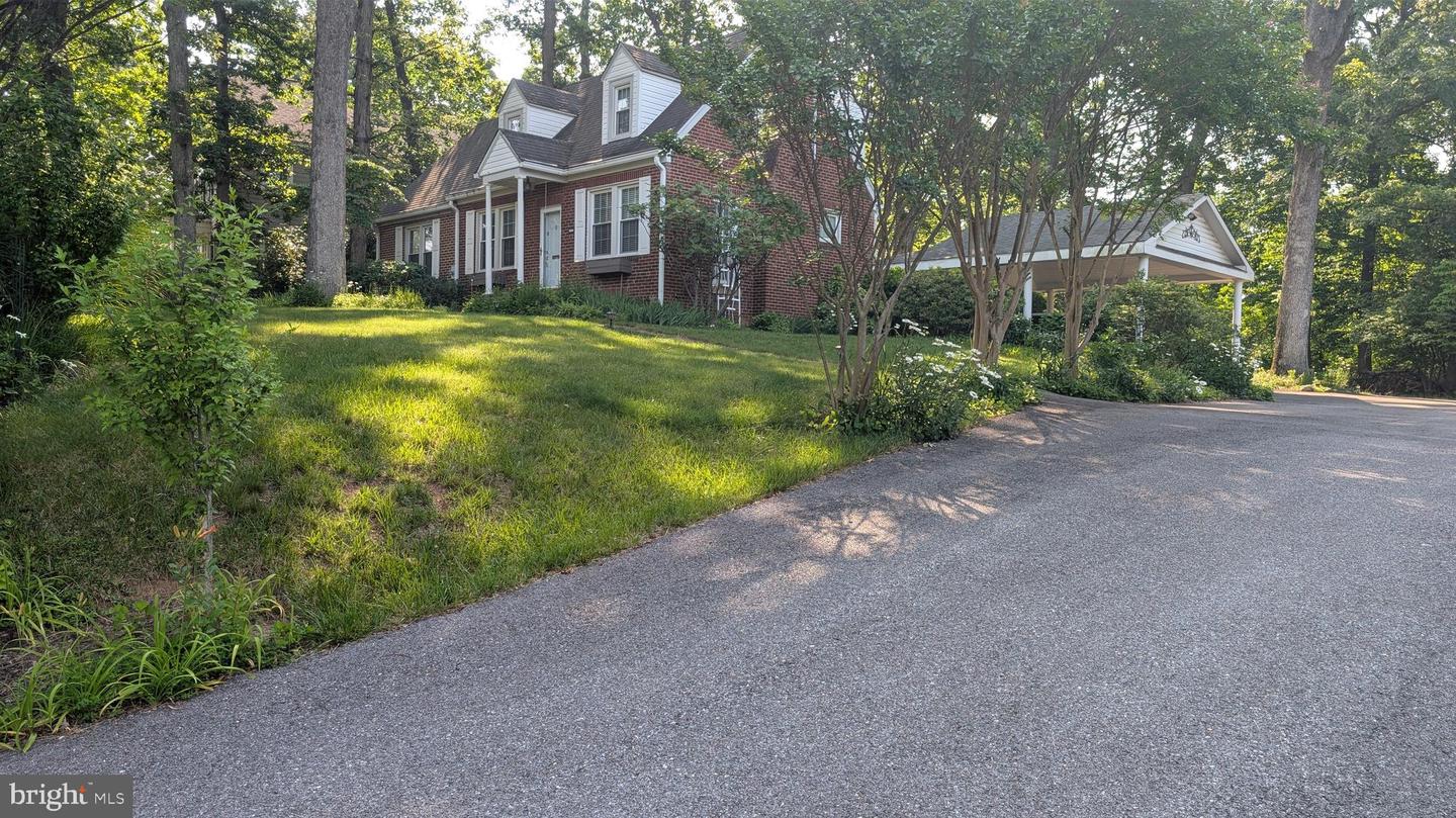 1903 KIRBY RD, MCLEAN, Virginia 22101, 3 Bedrooms Bedrooms, ,2 BathroomsBathrooms,Residential,For sale,1903 KIRBY RD,VAFX2247654 MLS # VAFX2247654