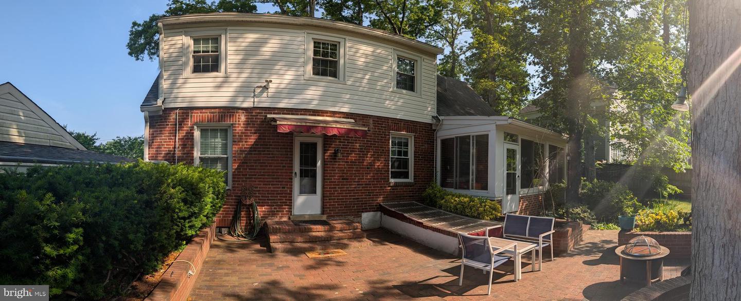 1903 KIRBY RD, MCLEAN, Virginia 22101, 3 Bedrooms Bedrooms, ,2 BathroomsBathrooms,Residential,For sale,1903 KIRBY RD,VAFX2247654 MLS # VAFX2247654
