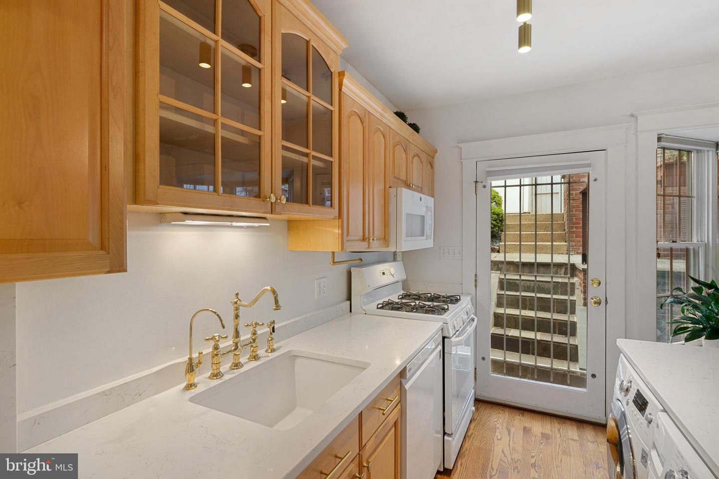 2009 37TH ST NW, WASHINGTON, District Of Columbia 20007, 2 Bedrooms Bedrooms, 7 Rooms Rooms,1 BathroomBathrooms,Residential,For sale,2009 37TH ST NW,DCDC2205938 MLS # DCDC2205938